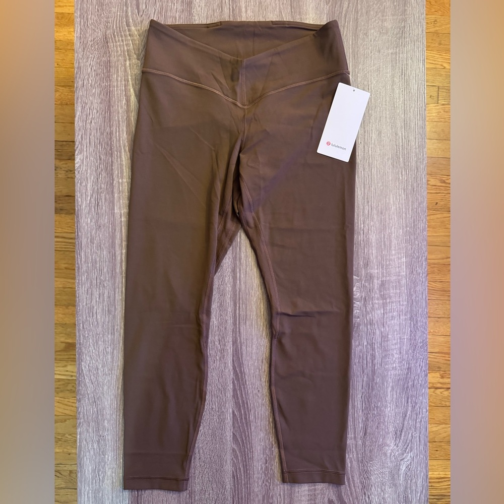 New with tags Lululemon Align V-Waist Pant 25". Java. Size 10. Brown.